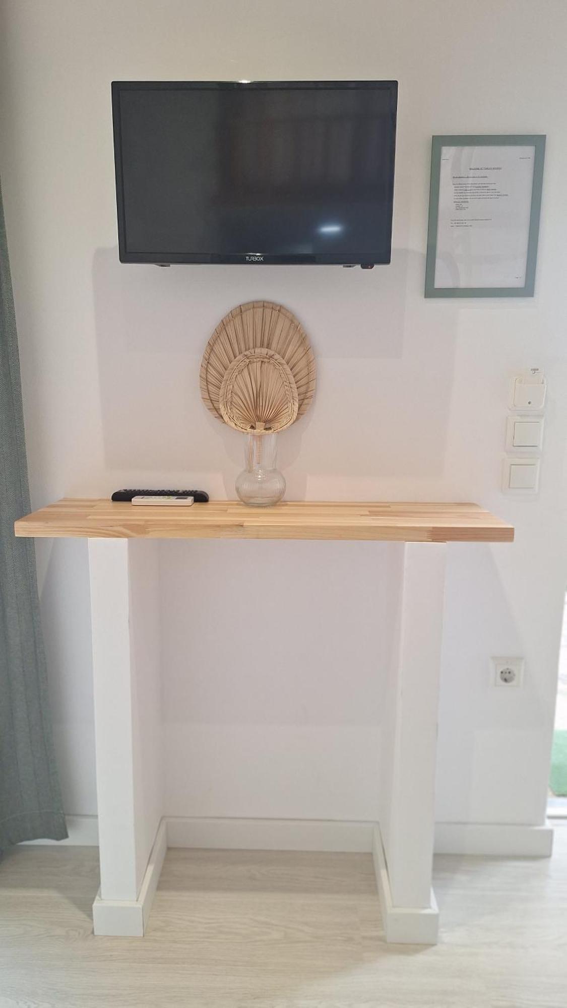 Tonea'S Houses Himare Rom bilde