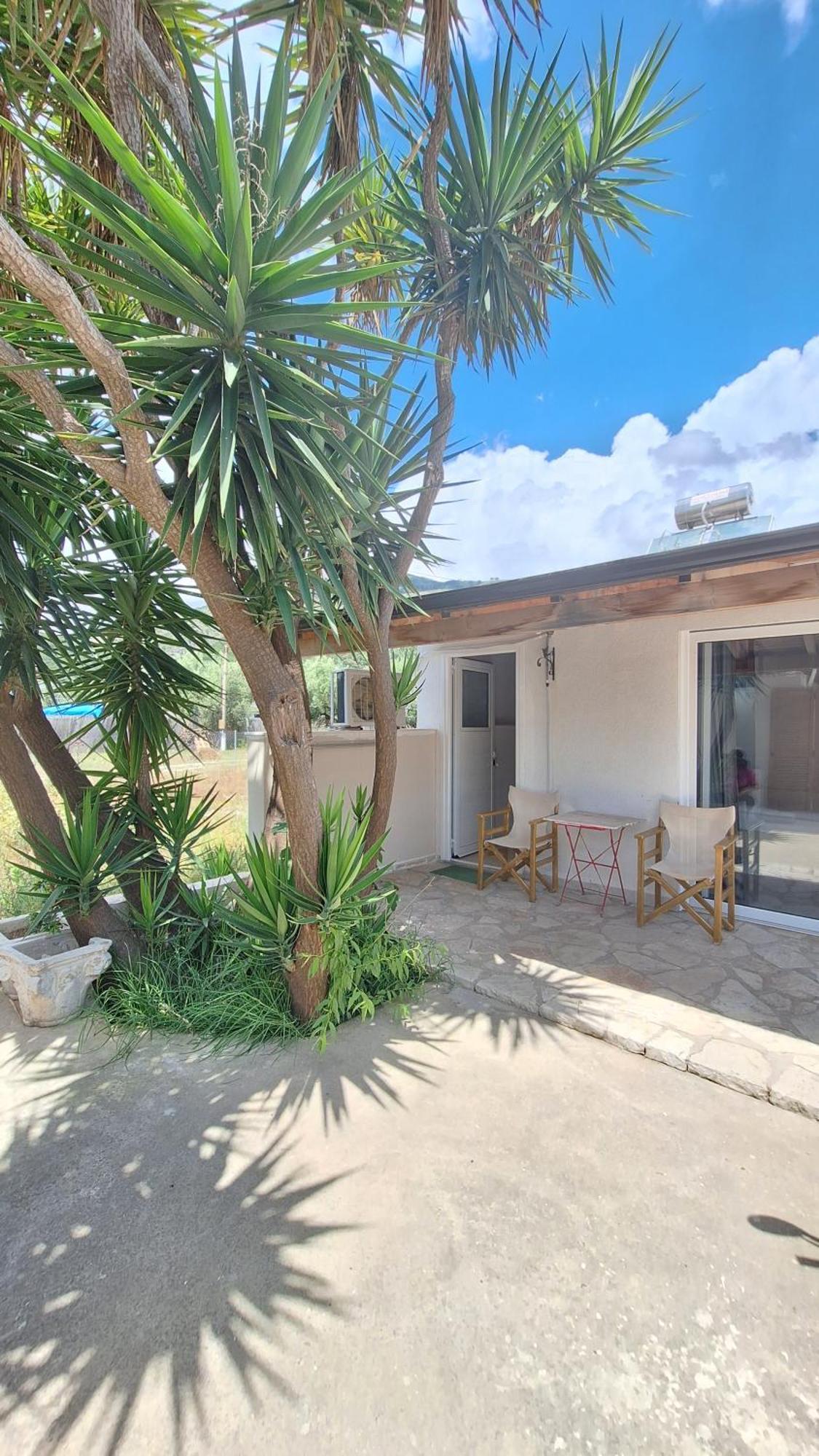 Tonea'S Houses Himare Rom bilde